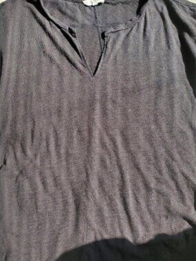 Madewell cotton size S black v-neck tee shirt